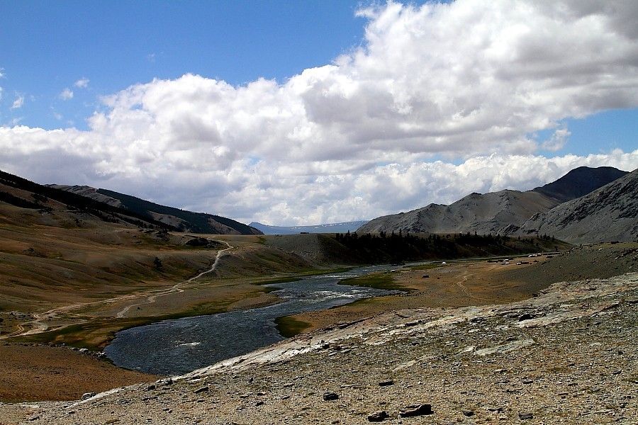 В Монголии на реке Ховд